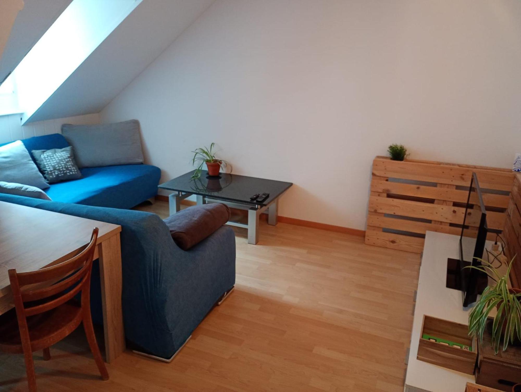 Gemuetliche Dachwohnung Alloggio in famiglia